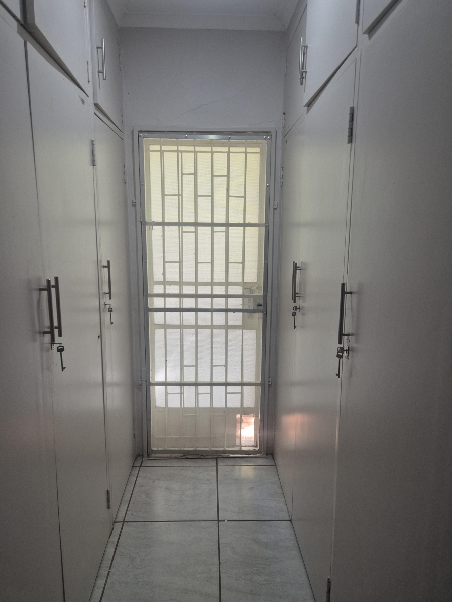 4 Bedroom Property for Sale in Wolmaransstad North West